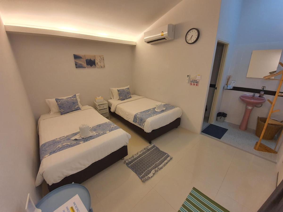 Napa Hostel Samrong Station Samut Prakan Bagian luar foto