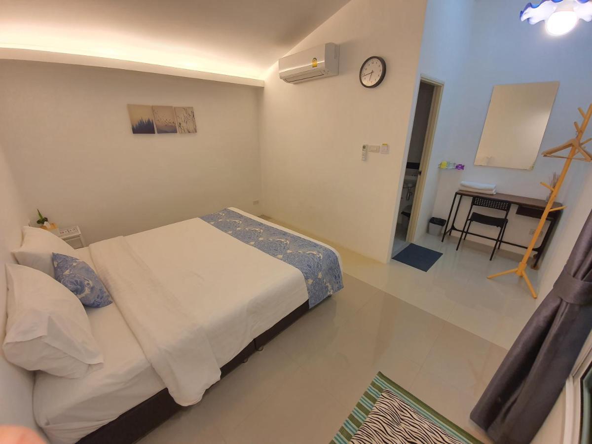 Napa Hostel Samrong Station Samut Prakan Bagian luar foto