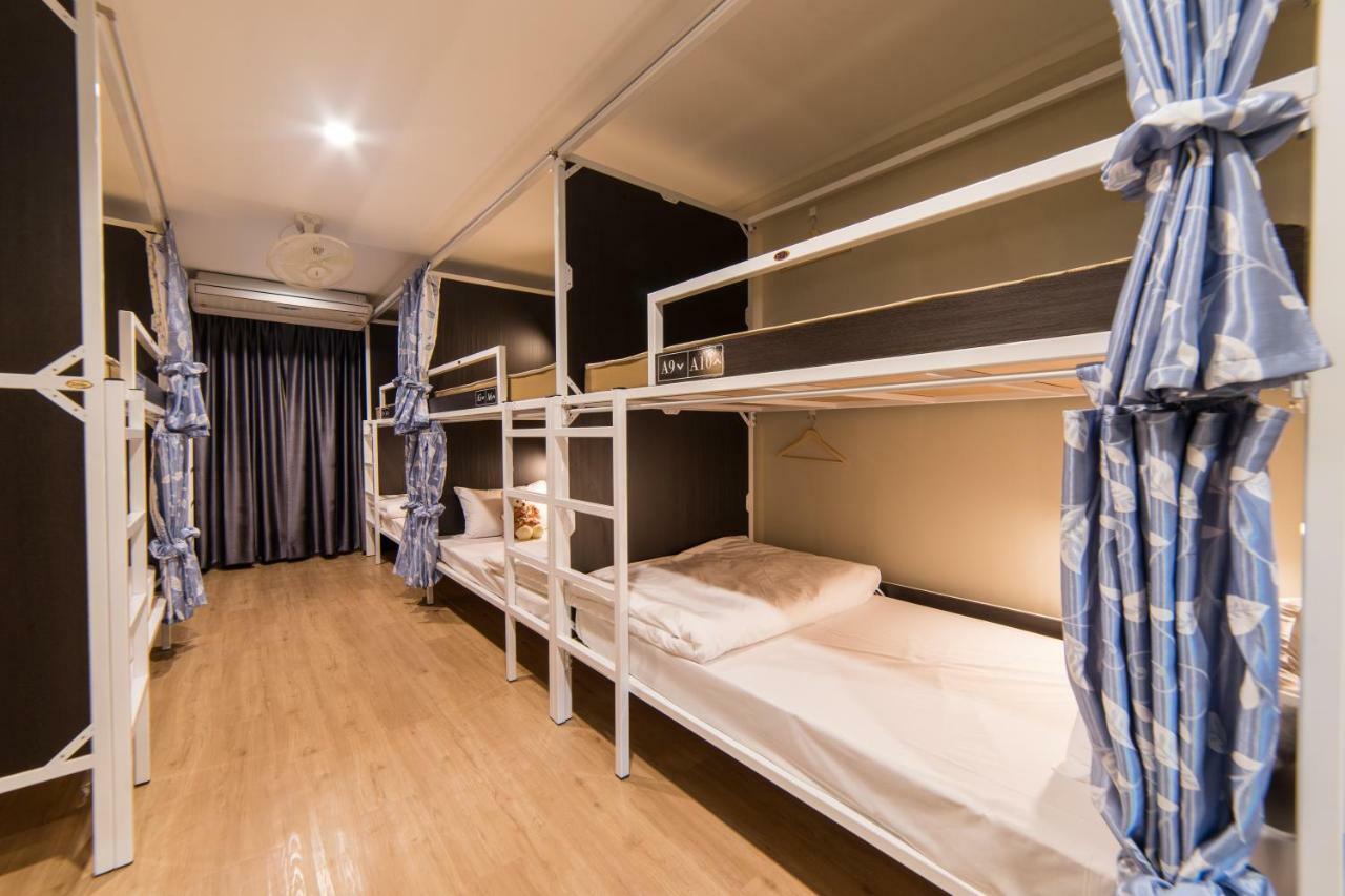 Napa Hostel Samrong Station Samut Prakan Bagian luar foto